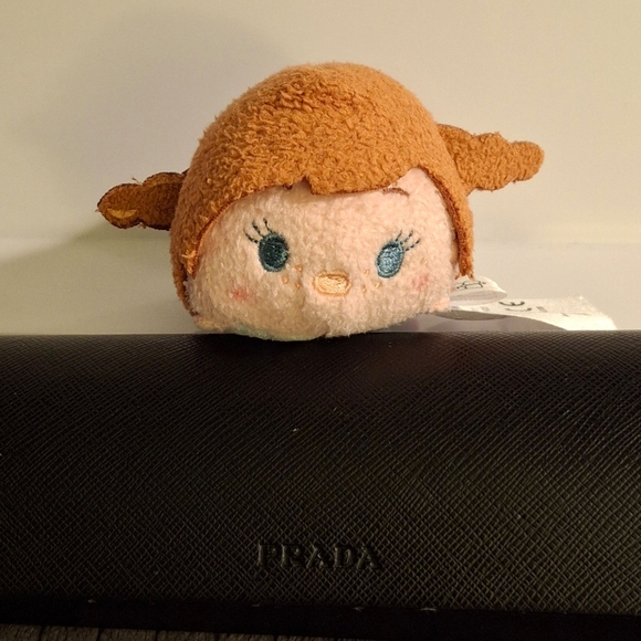 Disney Tsum Tsum Frozen Anna mini plush 3.5" - Picture 2 of 11